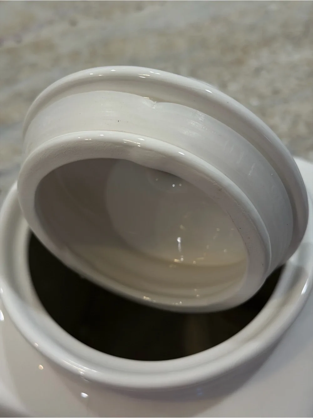 THL White Ceramic Flour Canister Jar with Lid Embossed Farmhouse Kitchen 9”
